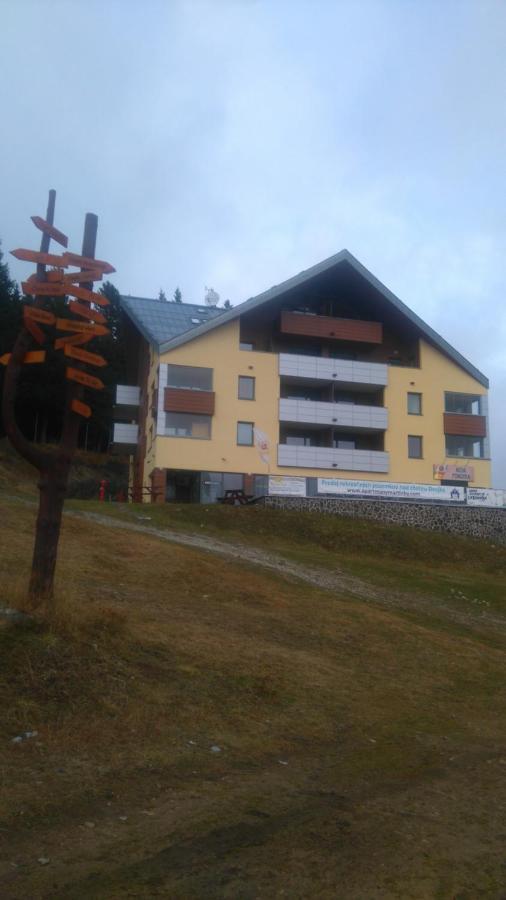 Apartmány Margo Sun Martinske Hole Exterior foto